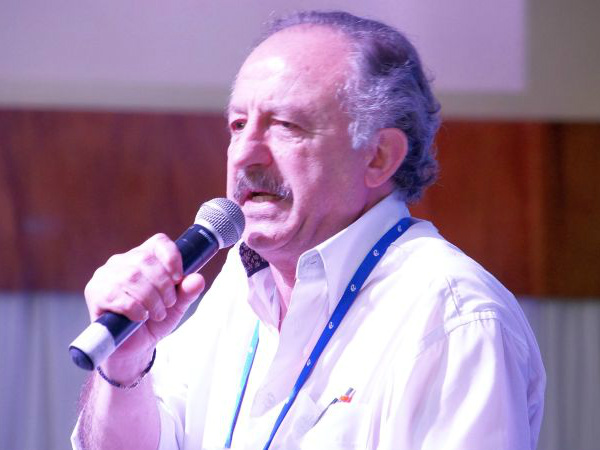 Hugo Yasky: “queremos uma escola que forme cidadãos críticos”