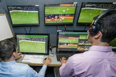 Fifa: Brasil será um dos primeiros países a testar uso de vídeo em arbitragem Fifa: Brasil será um dos primeiros países a testar uso de vídeo em arbitragem