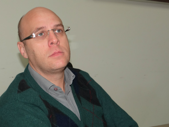 Secretário pede demissão para concorrer ao cargo de vice-prefeito em Amambai Pré-candidato a vice-prefeito de Amambai, advogado Rodrigo Selhorst (PMDB) / Foto: Moreira Produções