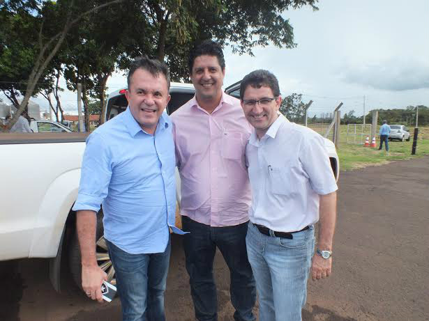 Gallo tem as condições ideais para ser o representante da região sul, diz Vander Deputado Vander, Leo Matos, prefeito de Naviraí e vereador Gallo.