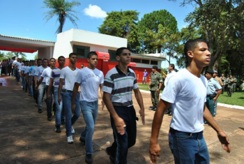 Alistamento militar pode ser feito até 31 de maio em Amambai Novos recrutas deste ano.