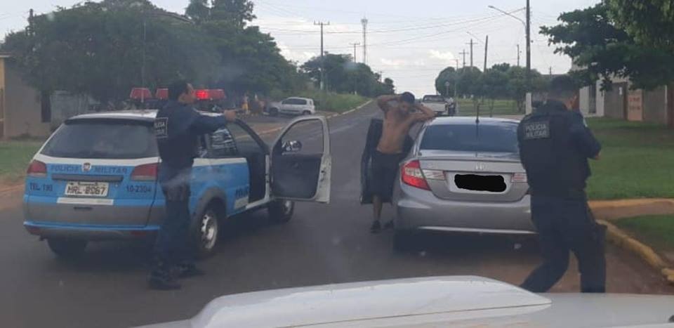 Polícia Militar apreende mais de uma tonelada de drogas em Amambai O condutor afirmou que pegou o veículo no município de Coronel Sapucaia e levaria até Belo Horizonte / Foto: PM