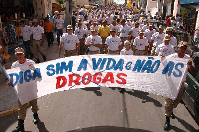 Recursos para ações de enfrentamento às drogas são insuficientes Recursos para ações de enfrentamento às drogas são insuficientes