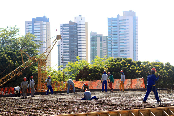 Quantidade de trabalhadores com carteira assinada em MS aumentou em setembro Quantidade de trabalhadores com carteira assinada em MS aumentou em setembro