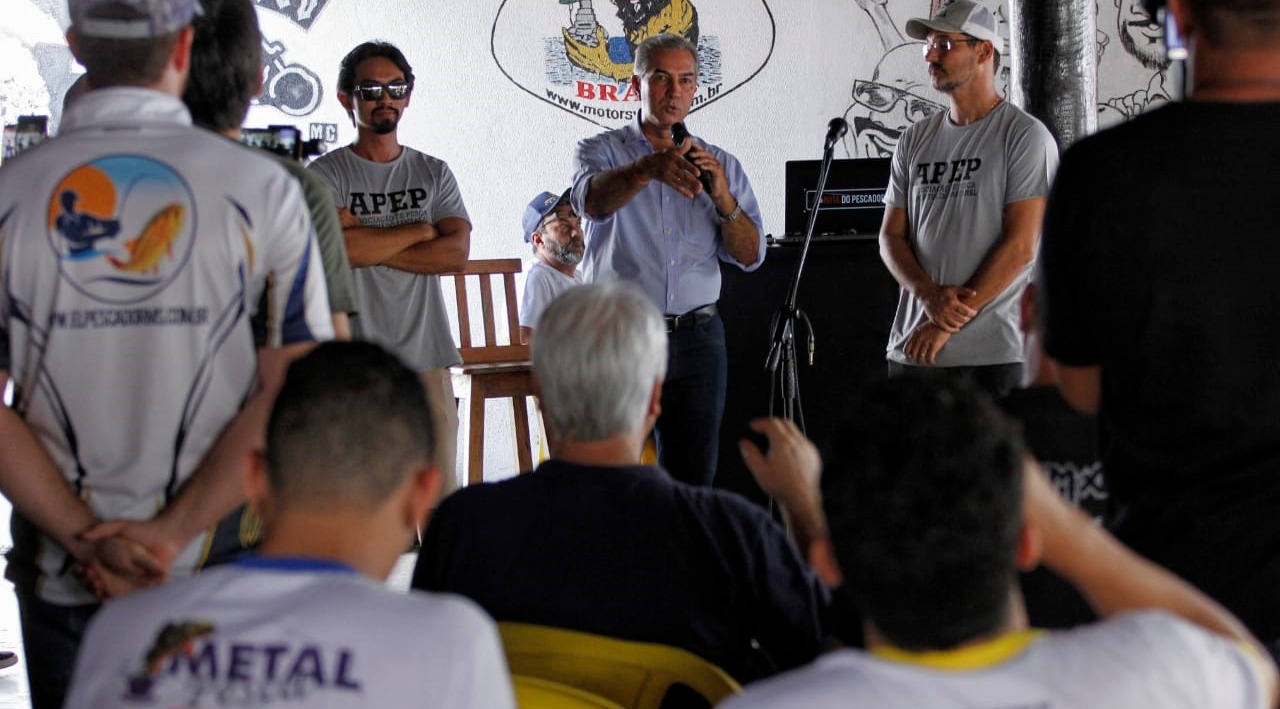 Reinaldo anunciou medida durante encontro de pescadores esportivos, em Campo Grande