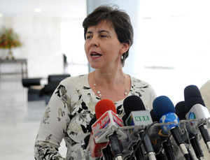 Plano para erradicar pobreza extrema incluirá 1,5 milhão de famílias, diz ministra A ministra do Desenvolvimento Social e Combate à Fome, Tereza Campello.