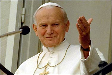 A dois dias da beatificação, Vaticano prepara página na internet em homenagem a João Paulo II A dois dias da beatificação, Vaticano prepara página na internet em homenagem a João Paulo II
