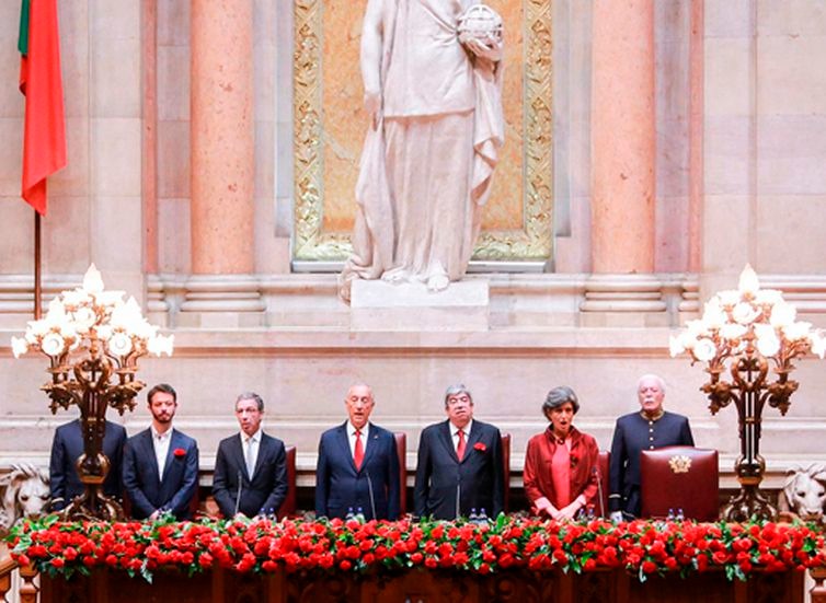 Parlamento português comemora 44 anos da Revolução dos Cravos - Divulgação Parlamento Português