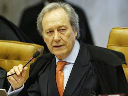 Presidente do Supremo nega liberdade a dois executivos da OAS Presidente do Supremo nega liberdade a dois executivos da OAS