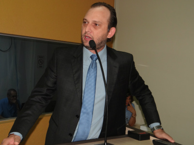 Luciney solicita convocação da secretária do Meio Ambiente no legislativo Vereador Luciney Bampi / Foto: Moreira Produções