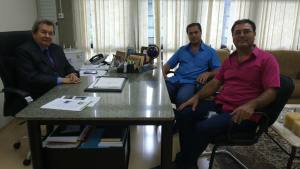 Vereador Geverson Vicentim participa de audiência sobre a Reforma da Previdência E/D-Deputado Onevan da Matos, vereador Geverson e o presidente do PDT de Amambai, ex-vereador Gilmar VicentimFoto: WhatsApp