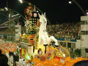 Leandro de Itaquera abre os desfiles (Thiago Toledo - Creative Commons)