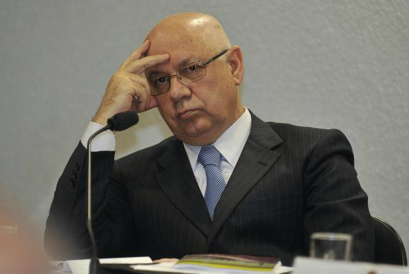 Diário Oficial publica luto oficial de três dias após morte de Teori Zavascki Brasília - Teori Zavascki, ministro do Supremo Tribunal federal, morreu na tarde de ontem em um acidente de avião no litoral do Rio de Janeiro (Foto: Arquivo/José Cruz/Agência Brasil)