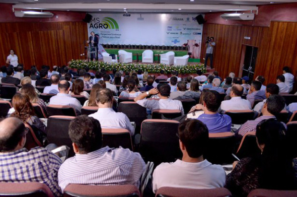 Não há previsão para o fim da crise econômica, diz palestrante do MS Agro Não há previsão para o fim da crise econômica, diz palestrante do MS Agro