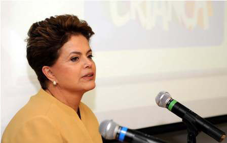 Governo lança programa para atendimento médico em casa Governo lança programa para atendimento médico em casa