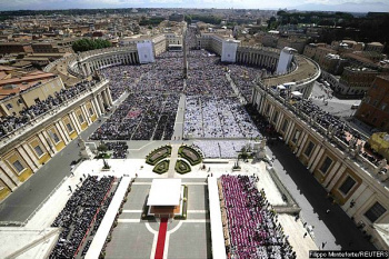 Mais de um milhão assistem à beatificação de João Paulo II