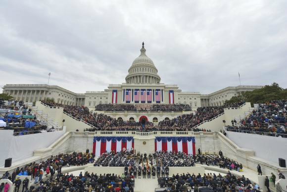 A posse de Donald Trump como o 45º presidente dos Estados Unidos ocorreu no prédio do Capitólio (Foto: Mandel Ngan/AFP/Direitos Reservados)