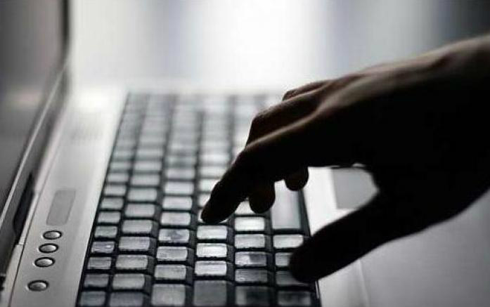 Um a cada três brasileiros tem medo de comprar pela internet