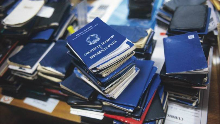 Desemprego chega a 7,9% em outubro, maior alta para o mês desde 2007 Desemprego chega a 7,9% em outubro, maior alta para o mês desde 2007