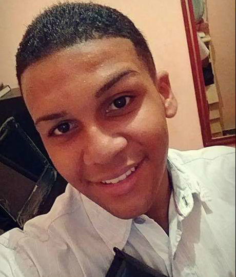 Adolescente morre durante tiroteio em favela do Rio