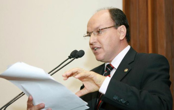PEC da aposentadoria para diretor segue para promulgação PEC que concede aposentadoria especial a professores em cargos de direção é de autoria de Junior Mochi. (foto: Giuliano Lopes )