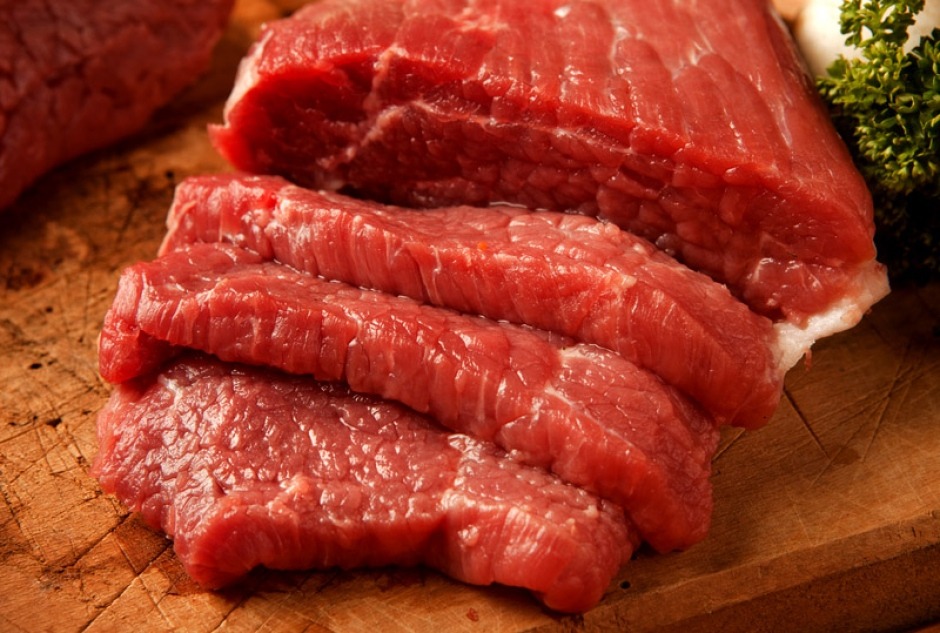 Grupo BRF é investigado por omitir presença de salmonela em carnes Grupo BRF é investigado por omitir presença de salmonela em carnes