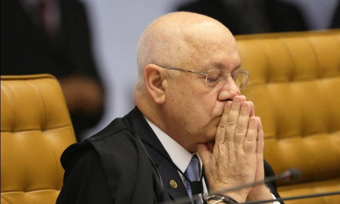 Velório de Teori é iniciado em Porto Alegre, no Tribunal Regional Federal Corpo do ministro Teori Zavascki está sendo velado em Porto Alegre (Foto: Divulgação)