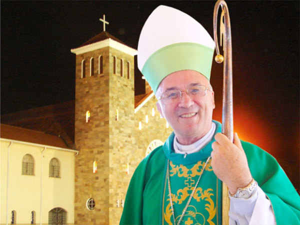 Dom Redovino fala sobre o acidente acorrido na quinta-feira(18); ouça Dom Redovino fala sobre o acidente acorrido na quinta-feira(18); ouça
