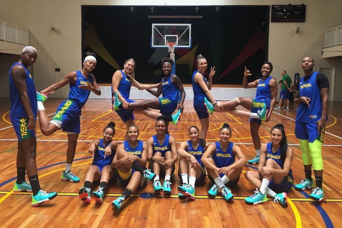 Basquete feminino: de malas prontas para Pré-Olímpico Mundial Basquete Brasil - CBB
