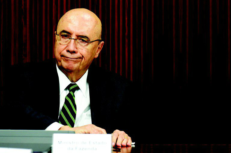 As medidas de Henrique Meirelles golpeiam a população vulnerável O ministro aponta os perdedores