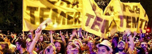 Nas ruas de todo o país, foliões pedem