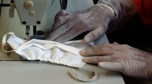Covid-19: apoio para confecção de equipamentos de segurança vem dos presídios Covid-19: apoio para confecção de equipamentos de segurança vem dos presídios