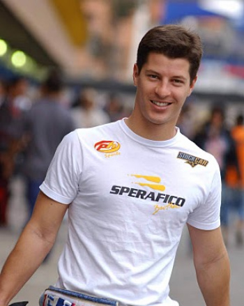 Stock Car acontece neste domingo em Campo Grande O piloto amambaiense Rodrigo Sperafico participa da corrida.