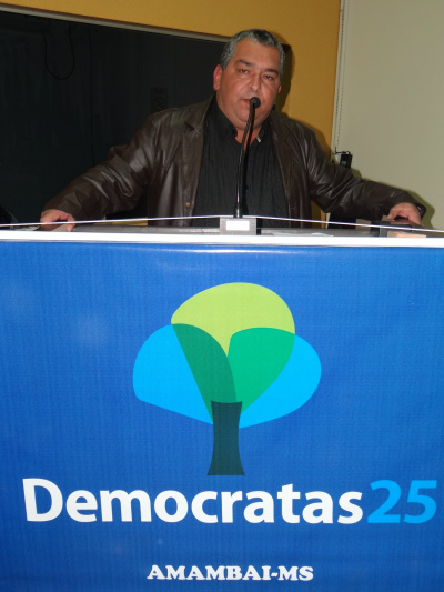 Democratas de Amambai realizam filiações Vereador Valter Brito (DEM), pré-candidato a prefeito de AmambaiFoto: Moreira Produções