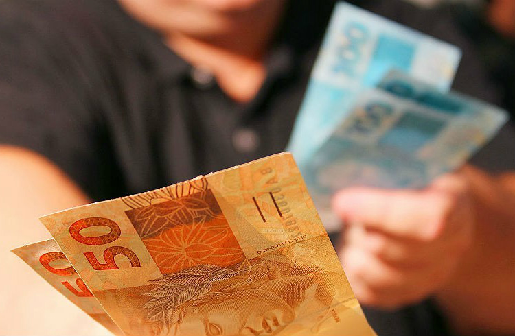 Sonegação de impostos no Brasil supera orçamentos de Educação e Saúde Pessoas jurídicas e magnatas do país burlam o fisco e mais pobres pagam a conta. Reforma tributária é urgente