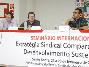Paulo Lage (à dir.): acordos coletivos também devem ter como meta aprimorar modelo de desenvolvimento