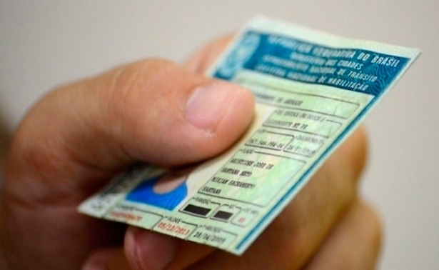 Aprovada suspensão de CNH para motoristas envolvidos em contrabando Contrabandistas podem ter CNH suspensa./ Foto: Divulgação