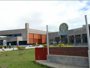 No último dia, 32 mil ainda não declararam Imposto de Renda em MS Receita encerra hoje o prazo para receber declarações. (Foto: Pedro Peralta)