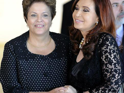 Dilma vai à Argentina para reuniões com Cristina Kirchner sobre temas econômicos Dilma vai à Argentina para reuniões com Cristina Kirchner sobre temas econômicos