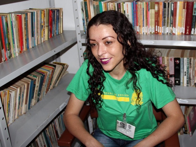 Dados apontam redução de mulheres em presídios de Mato Grosso do Sul Após idas e vindas, a interna Juliana Jaskulski decidiu se dedicar aos estudos dentro do presídio e hoje, está completando o terceiro ano do ensino médio.