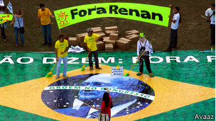 Brasil vive boom de petições virtuais Membros da Avaaz fazem protesto contra Renan Calheiros em Brasília