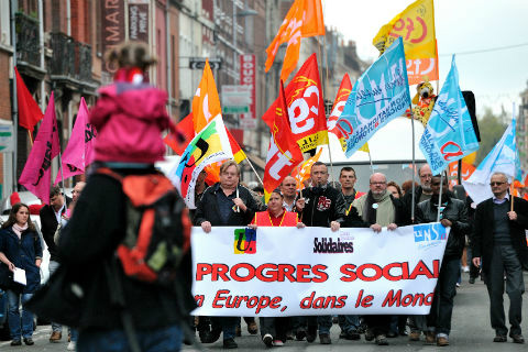 Na França, entidades sindicais programaram 280 protestos em várias cidades do país. (PHILIPPE HUGUEN/AFP/JC)