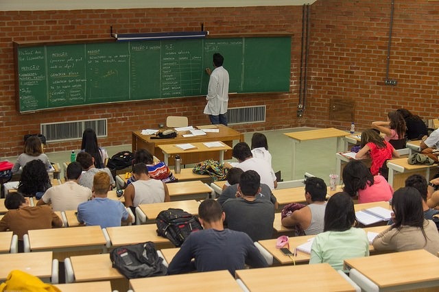 Servidores federais recebem incentivo para se qualificarem Afastamentos serão concedidos a titulares de cargos efetivos há pelo menos três anos, para mestrado, e quatro anos, para doutorado / Foto: Divulgação