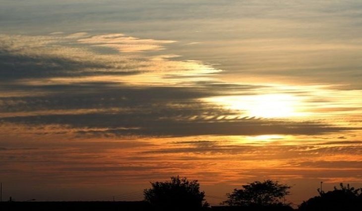 Fevereiro começa com maiores períodos de sol e temperaturas em elevação Foto: Chico Ribeiro