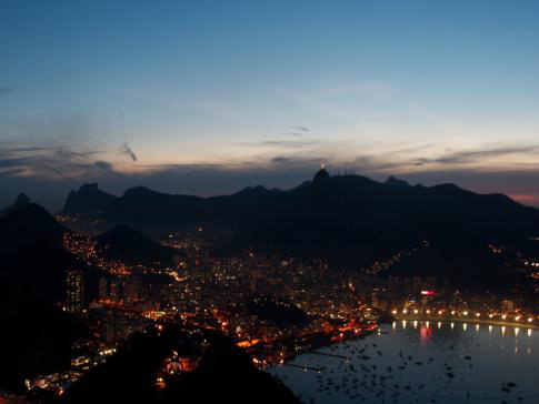 Rio terá até 2016 iluminação pública feita por lâmpadas de LED