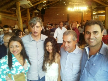 Gilmar Vicentin cobra melhorias de Internet, celular e manutenção de rodovias Gilmar Vicentin fez pedidos para melhorar as rodovias Amambai/Caarapó e Amambai/Cel Sapucaia ao governador Reinaldo Azambuja / Foto: Assessoria