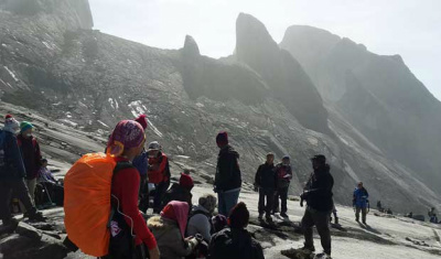 Escaladores não podem descer porque há risco de novas avalanches na região / Foto: Divulgaçãao 