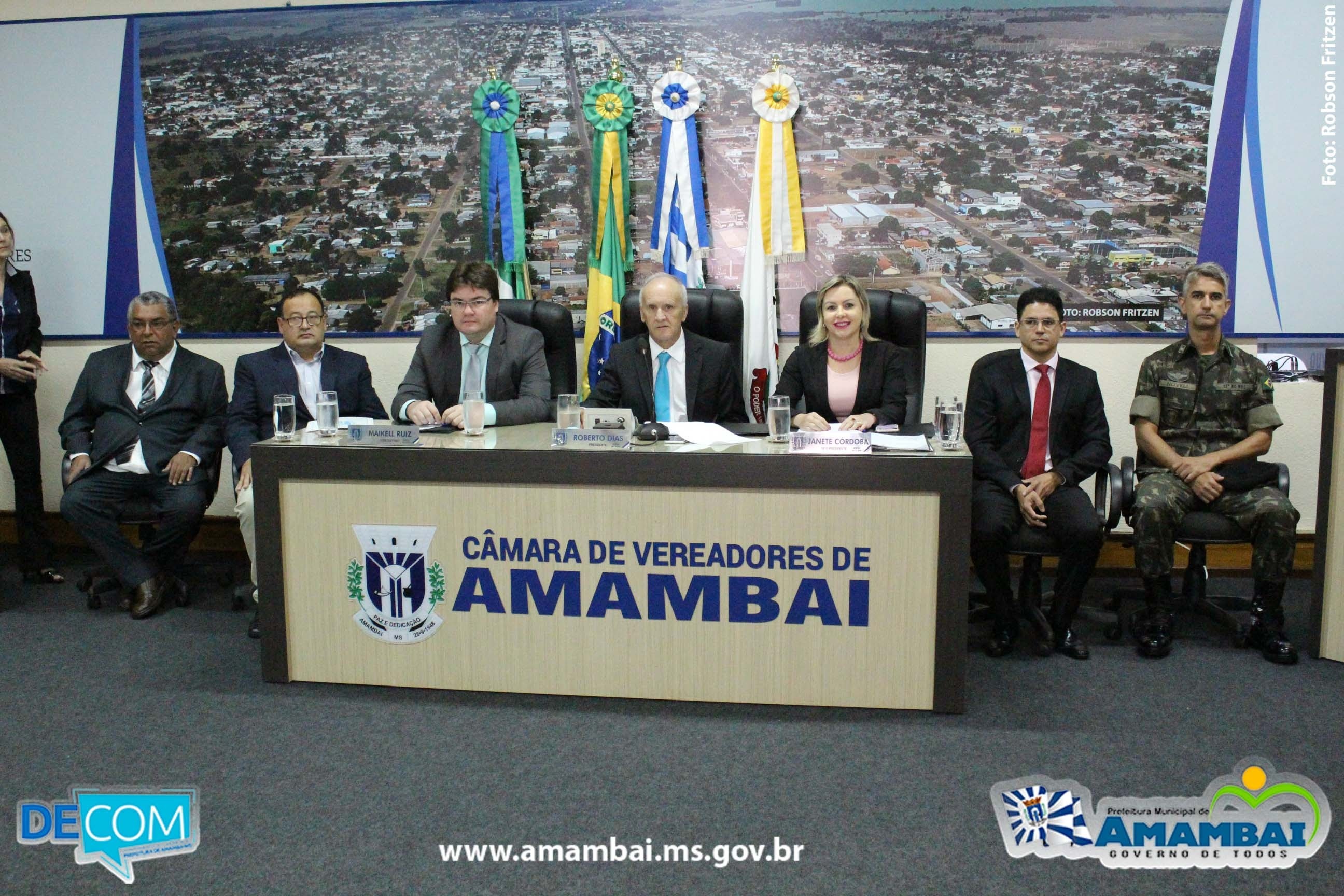 Autoridades do município durante abertura dos trabalhos legislativos, na manha desta segunda-feira (03/02) / Foto: Decom 