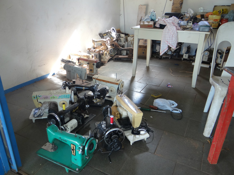 Cerca de 20 máquinas são consertadas por Delídio durante o mês / Foto: Moreira Produções