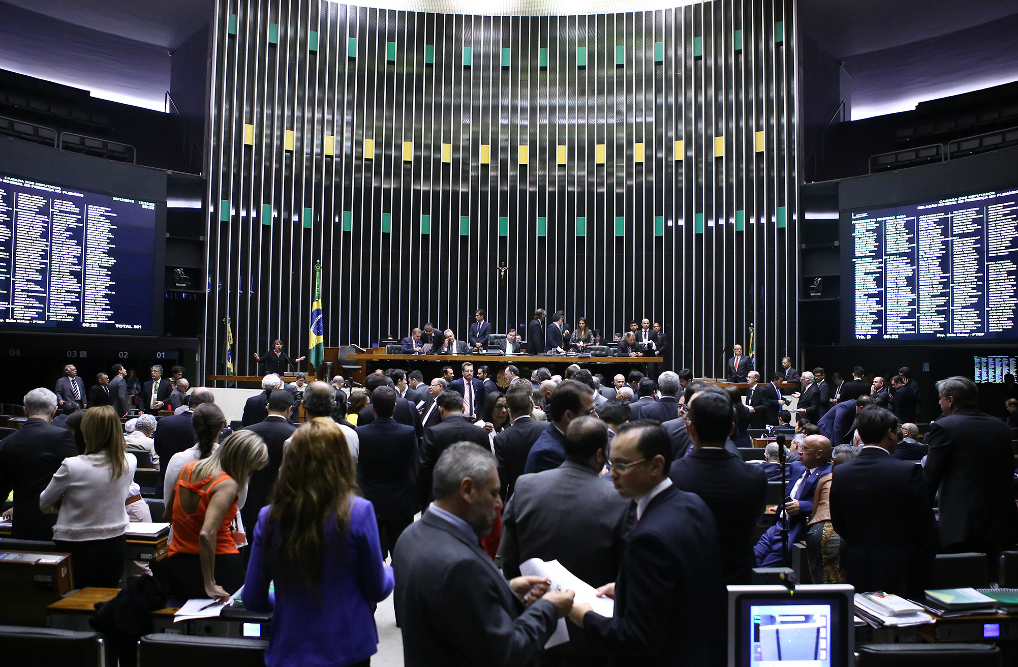 O Plenário aprovou em 20 de dezembro o projeto de renegociação das dívidas que teve parte vetada pelo presidente da República